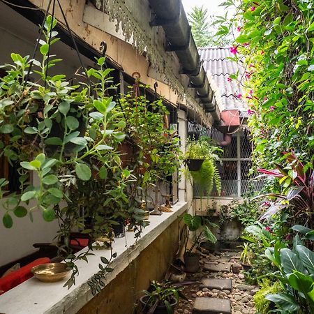 Kandy Inn Madugalle'S Family Guest House Exterior foto